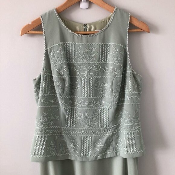 VINTAGE Karen Miller Sage Green Beaded Gown with Shawl  Size 8 - Picture 2 of 13